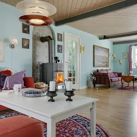 Delina - 200m From The Sea By Interhome *