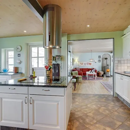 Delina - 200m From The Sea By Interhome * Harpelunde