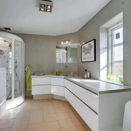 Delina - 200m From The Sea By Interhome